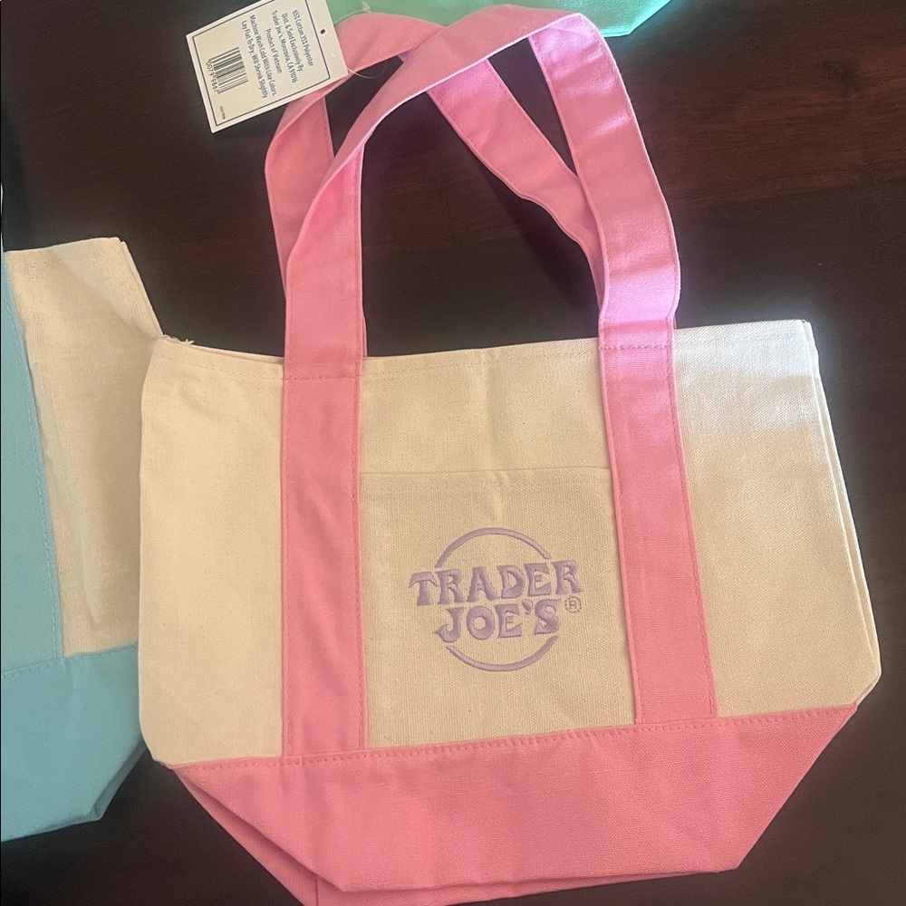 Trader Joe's Canvas Pastel Limited Tote Bags Set - Picture 6 of 9